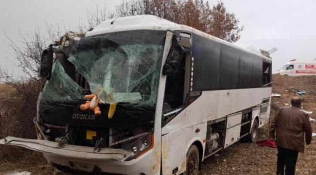 Eti Maden işçilerini taşıyan servisi şarampole savruldu: 1 işçi öldü, 7 işçi yaralandı